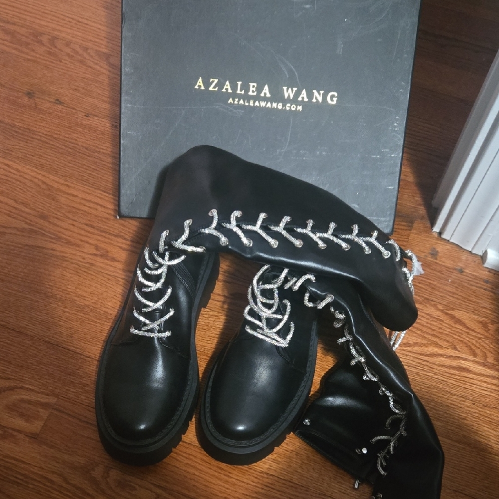 Azalea Wang Women's Black Lace-Up Boots